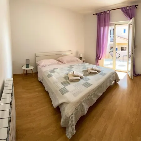 Fuer 6 Personen Ca 90 Qm In Rovinj, Istrien Istrische Riviera
